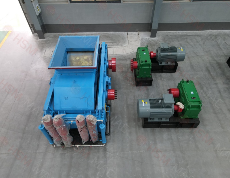 埋弧焊焊劑對輥破碎機(jī)