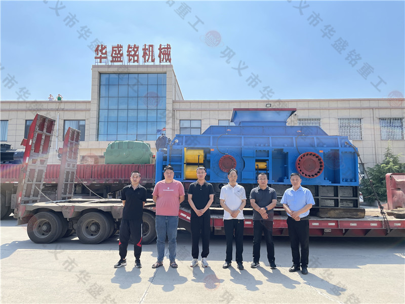 河卵石制砂用哪種機器，對輥制砂機怎么樣